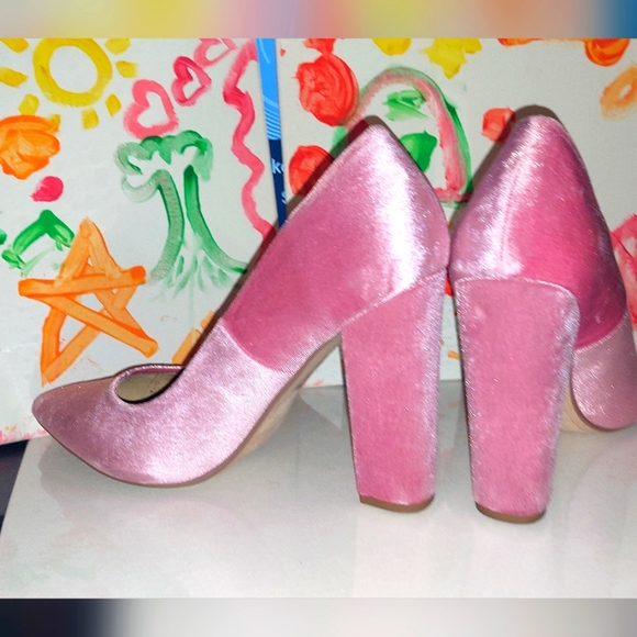 NOT JUST ANY PUMP Cotton Candy/Carnation Pink Sz 10 Block Heel Velveteen Velvet - Picture 6 of 9